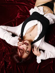 crimson_tati_ Play the Piano Like You’d Play Me 🎹💋 Pic 5