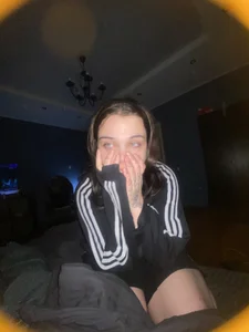 Emily_Chewits My live 사진 5