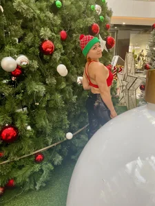 Christmas 2022 od yulina_xue  9 snímek