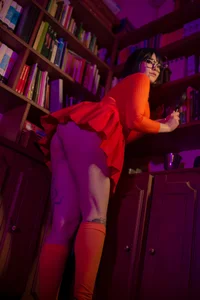 NewAgatha_Bolton Dressed up as Velma Pic 5