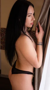 CherryObsession: Public ( 3 фото)