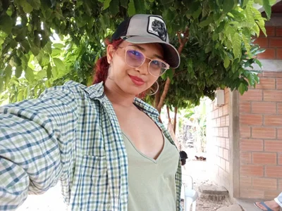 SamanthaFox_8 At the farm🏕 Foto 3