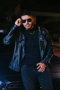 Bad boy de mackdaniels  2 photos