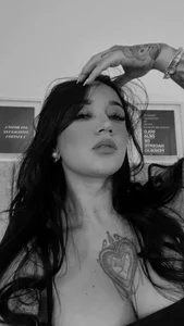 EmmyEvans1 I love the black filter Pic 2