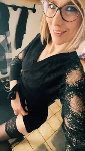 blondie-27 Public Pic 8