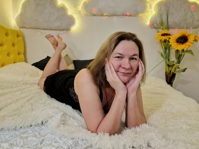 HolyMilfa Public slika 4