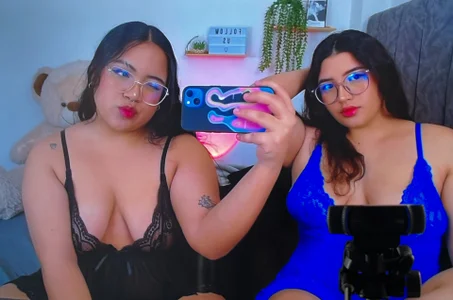 maddie-and-chelsea- Broadcasting🎥📸 Immagine  3