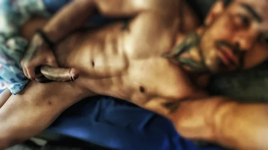stefanoeverett public dik Pic 3
