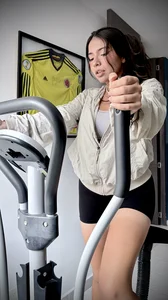 Jules_Angel Gym time Bilde