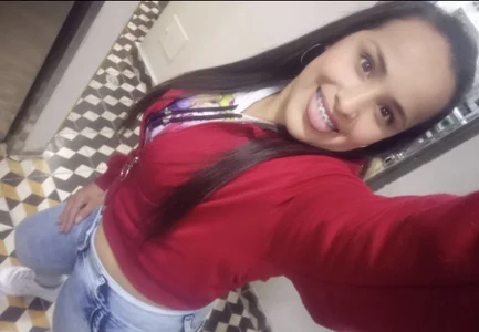 Nazlyy Algo rico 😋 slika 2
