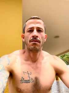 Lucasjandre Public  5. fénykép