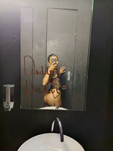 Lexa-Raven DAddys SLut Εικόνα