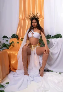 AnneteLynch Your Greek goddess 👑 Foto 2