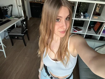 DreamyOlivia Public Foto 5