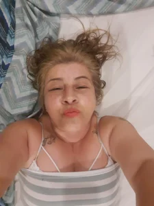 Abby-Blonde Original , natural y Hot Pic 6