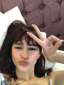 you wanna have fun in pvt? de MelodyMansson  2 Imagens