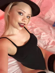 VixenMiaHalloween Vibes图片 3