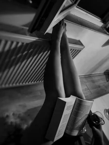 Public de LilithsTongue_  6 Imagens