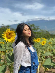 LiLLiAnderson What beautiful flowers! Pic