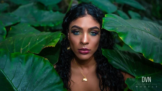 VioletXia_ Wild and exquisite Pic 2