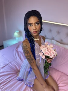 Samantha_spike2a brunette to daydream about💕 Bild 7