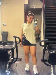 jessymorgan_ I love going to the gym 🏋️ Pic 2