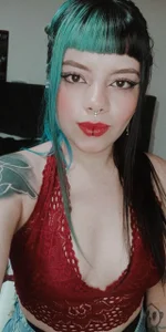 Public de Yourmadame_P  4 Imagens