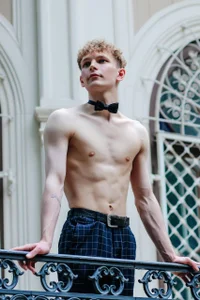 adamhariss Sexy Adam in the park Εικόνα 3