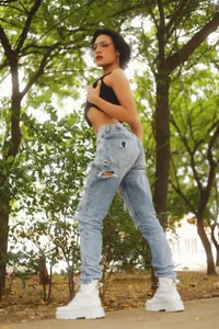 alexandra_lorens outdoors Pic 7