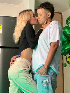 Rob_and_lizzy Public Εικόνα 4