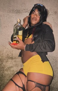 zoethequeen_ Public Bilde 3