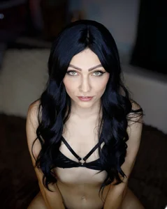 Emy_Mooon's XXX Nude Photo 1