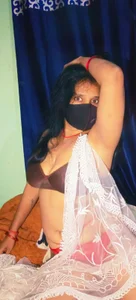 queen_shivaniのHelloの 5枚の写真