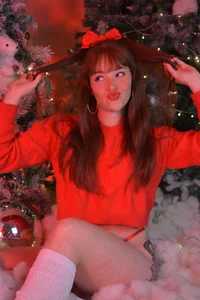 CorinneRusso Xmas Pic 5