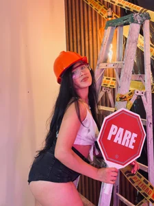 Lia_Mar_ Construction Manager! Heat, sweat, and sensuality! 圖片 4