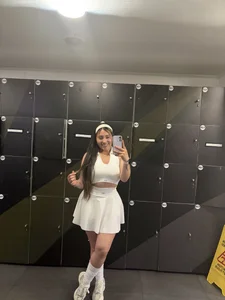 ManuelaVlez Public slika 4