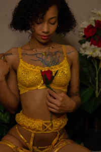 daiana_curlyCall Me Belle图片 3