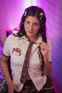 Julieta_Rose19のSchoolgirl💘の 3枚の写真