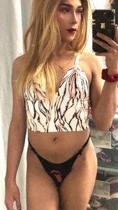 🍑✨ de XxIvory_CatxX  2 Imagens