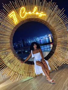 SarahBrunetのPretty Girlの 3枚の写真