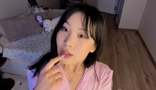 GertrudeJohnson I'm looking at you🥰😇  2. fénykép