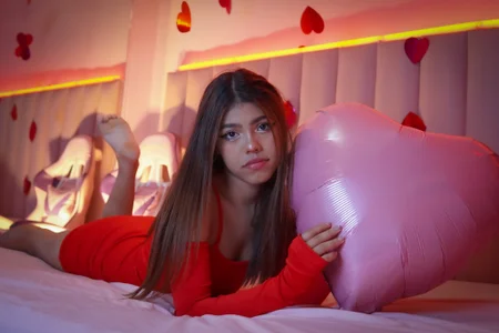 KellyOlsenbeDo you want to be my valentine?❤️图片 3