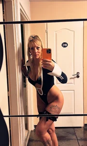 Lara_MILFGODDESS Happy birthday, Lara! صورة واحدة|Lara_MILFGODDESS Happy birthday, Lara! صو رتان|Lara_MILFGODDESS Happy birthday, Lara!  3 صور|Lara_MILFGODDESS Happy birthday, Lara!  3 صورة