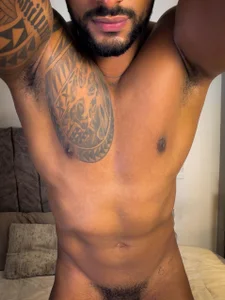 All my body for you😏 de LiamGarcia1  photos