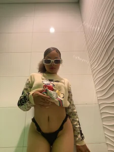 sofia_kayPublic Bild