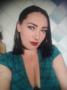 Vanna_Carol Public Pic 2