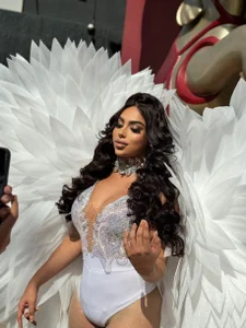 Korina_Saenz01のHappy pride 2024の枚の写真