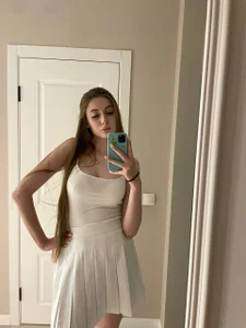 LizaOnFirePublic图片