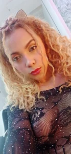 MiaVelveett Naughty latina Immagine  4