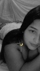 Julieth21_ Public  3টি ছবি